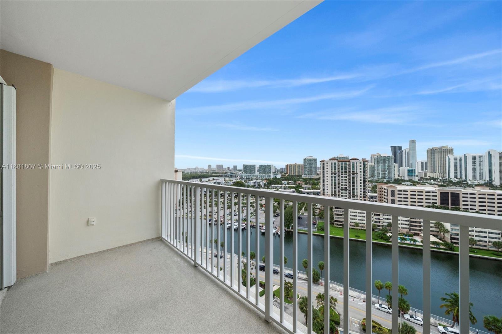 1711 1 / 2 762 sq. ft. $ 2025-09-19 0 Photo