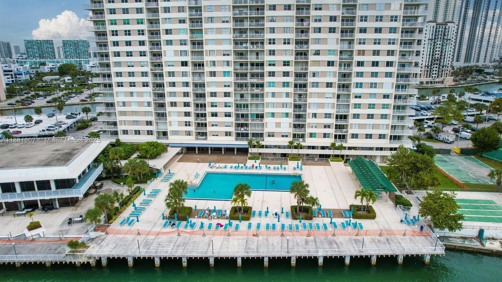 1711 1 / 2 762 sq. ft. $ 2025-09-19 0 Photo