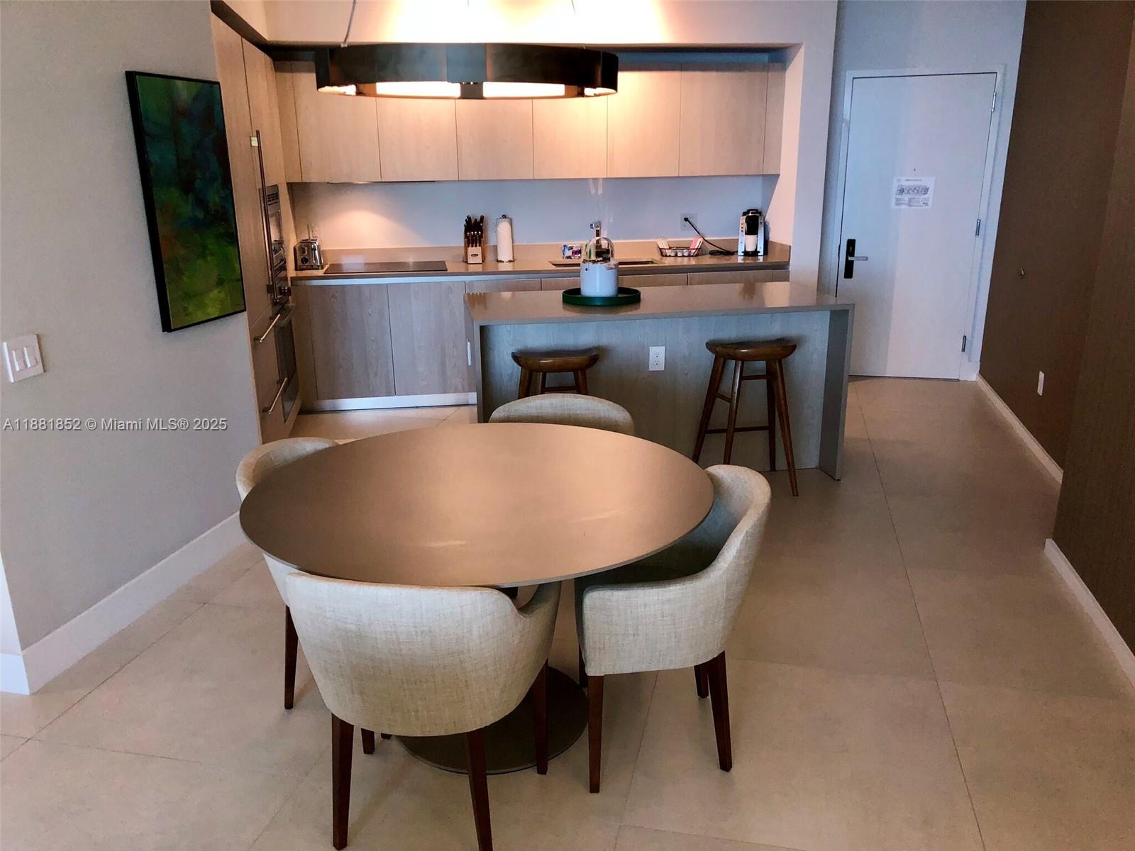 2910 1 / 1 850 sq. ft. $ 2025-09-19 0 foto