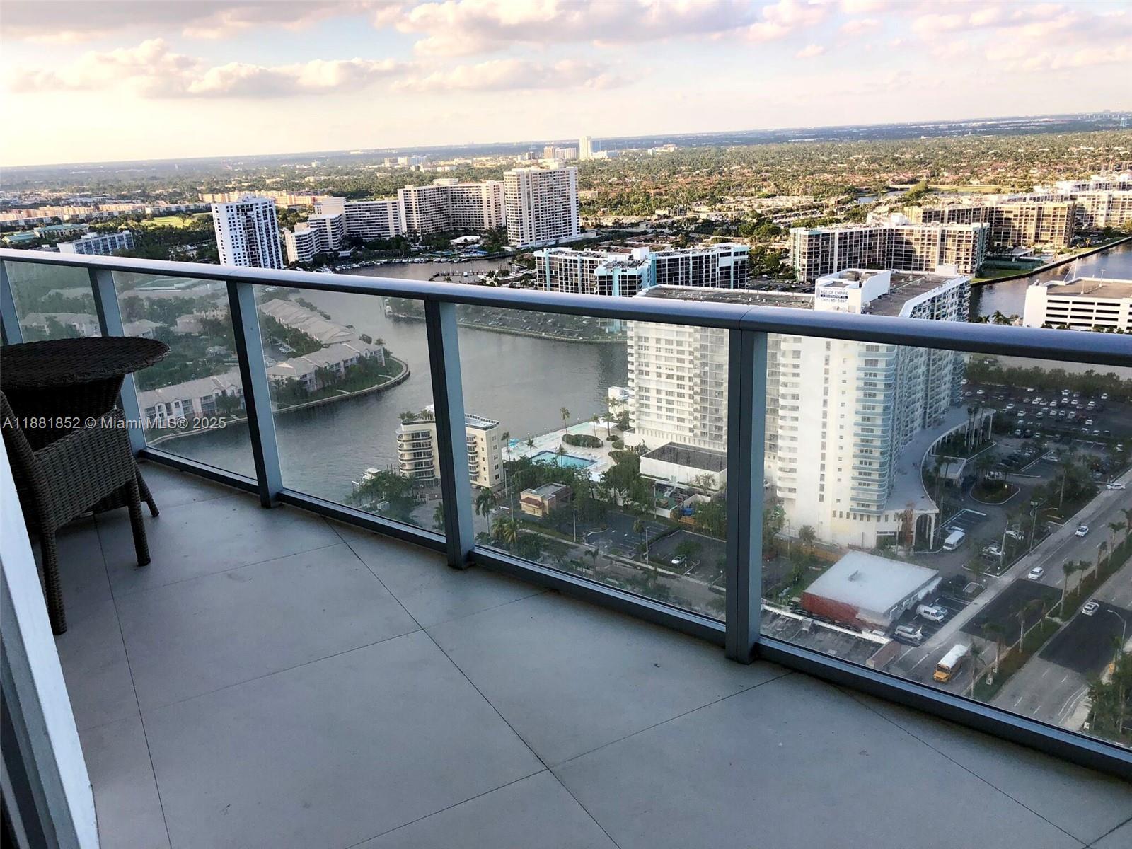 2910 1 / 1 850 sq. ft. $ 2025-09-19 0 foto
