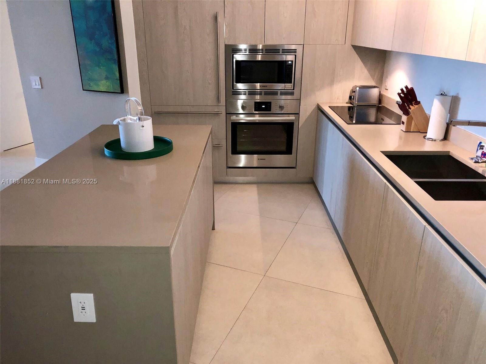 2910 1 / 1 850 sq. ft. $ 2025-09-19 0 foto