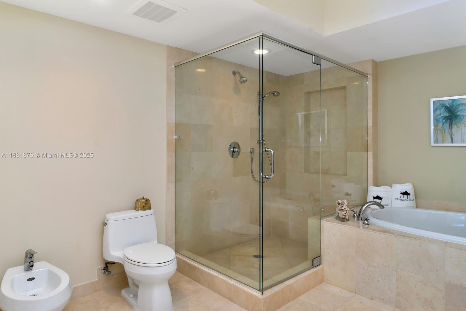 Ver detalles 2203 3 / 3 1841 sq. ft. $ 2025-09-19 0 foto