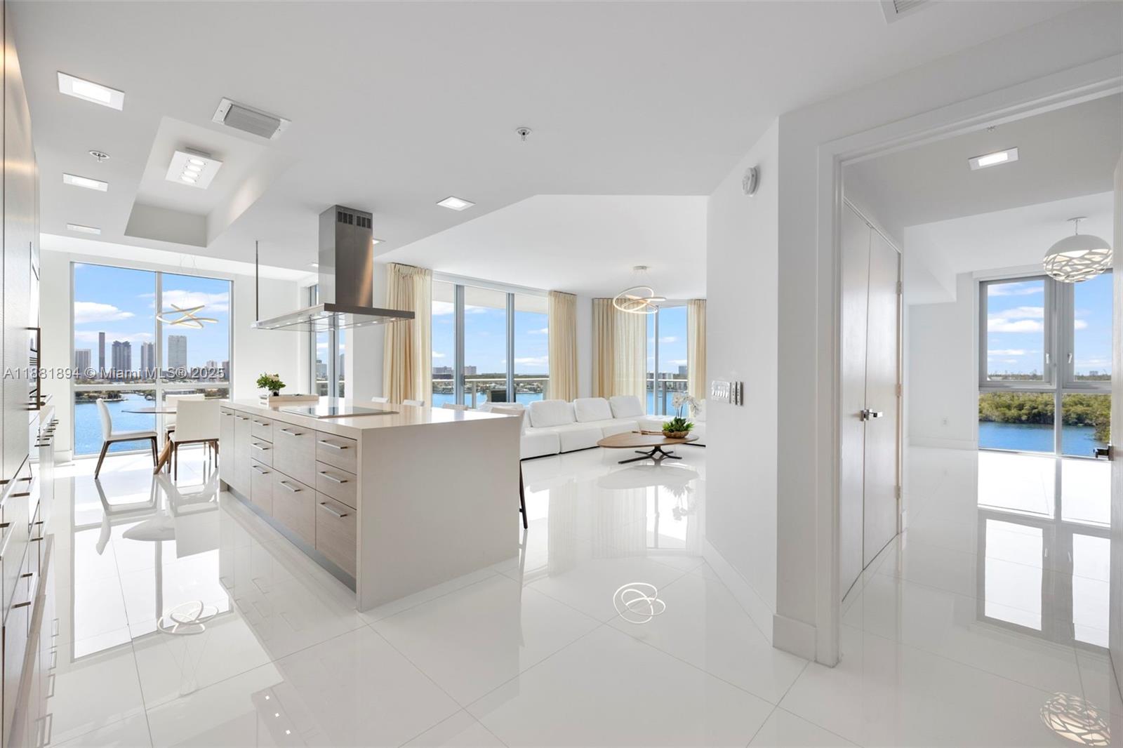 Photo of 17111 Biscayne Blvd  #1110, North Miami Beach, Florida, 33160 - 