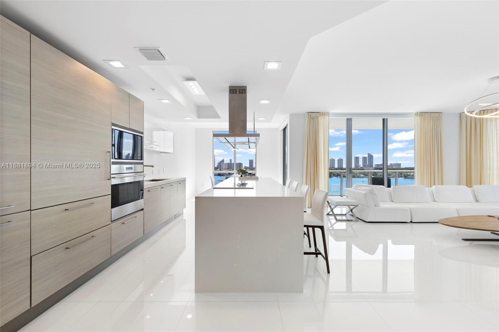 Photo of 17111 Biscayne Blvd  #1110, North Miami Beach, Florida, 33160 - 