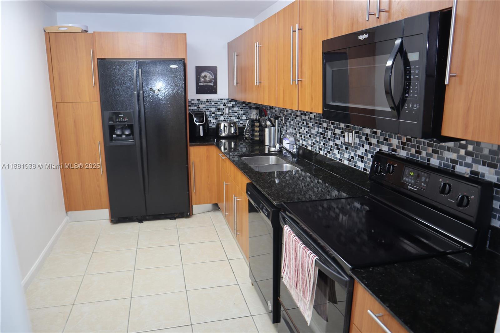 Photo of 3001 Ocean Dr  #901, Hollywood, Florida, 33019 - 