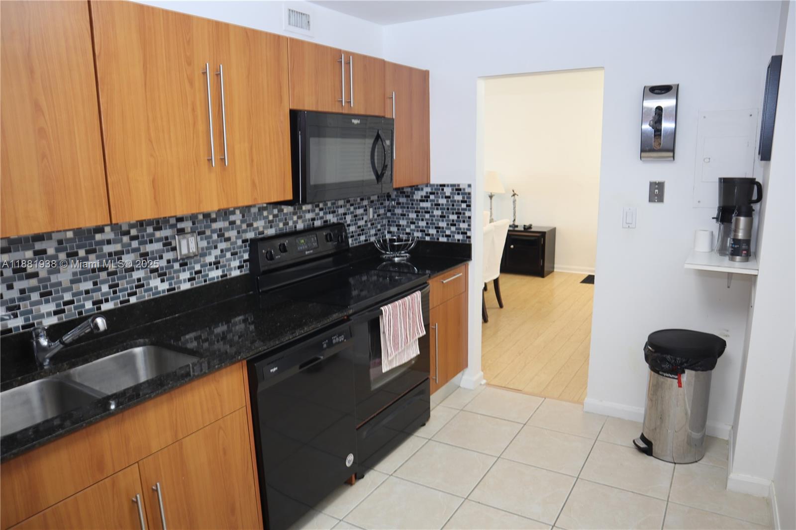 Photo of 3001 Ocean Dr  #901, Hollywood, Florida, 33019 - 