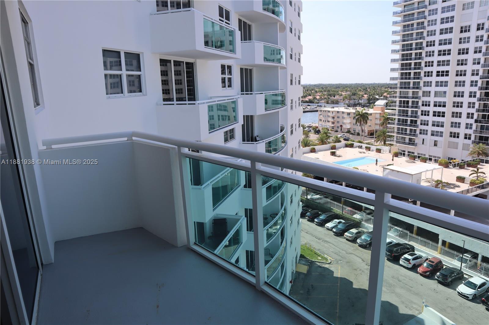 Photo of 3001 Ocean Dr  #901, Hollywood, Florida, 33019 - 