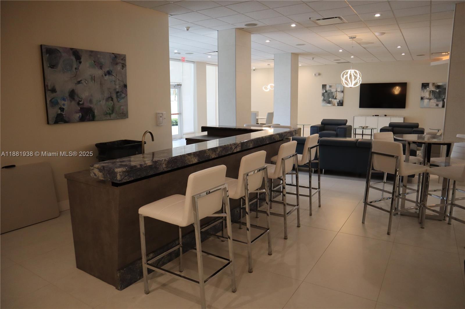 Photo of 3001 Ocean Dr  #901, Hollywood, Florida, 33019 - 