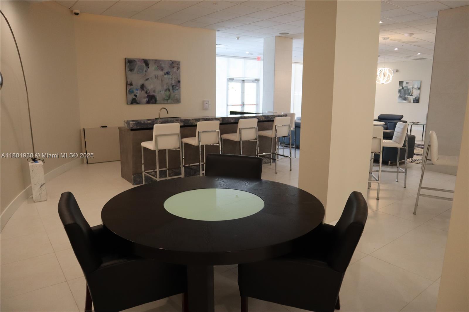 Photo of 3001 Ocean Dr  #901, Hollywood, Florida, 33019 - 