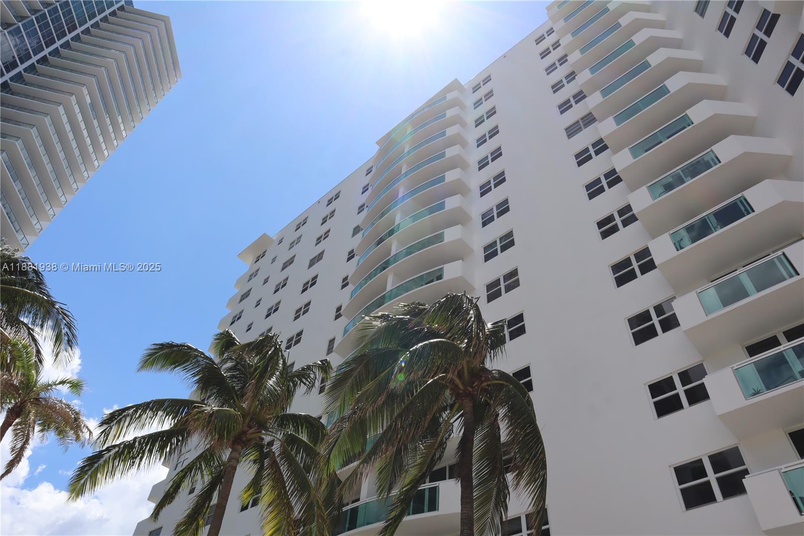 Photo of 3001 Ocean Dr  #901, Hollywood, Florida, 33019 - 