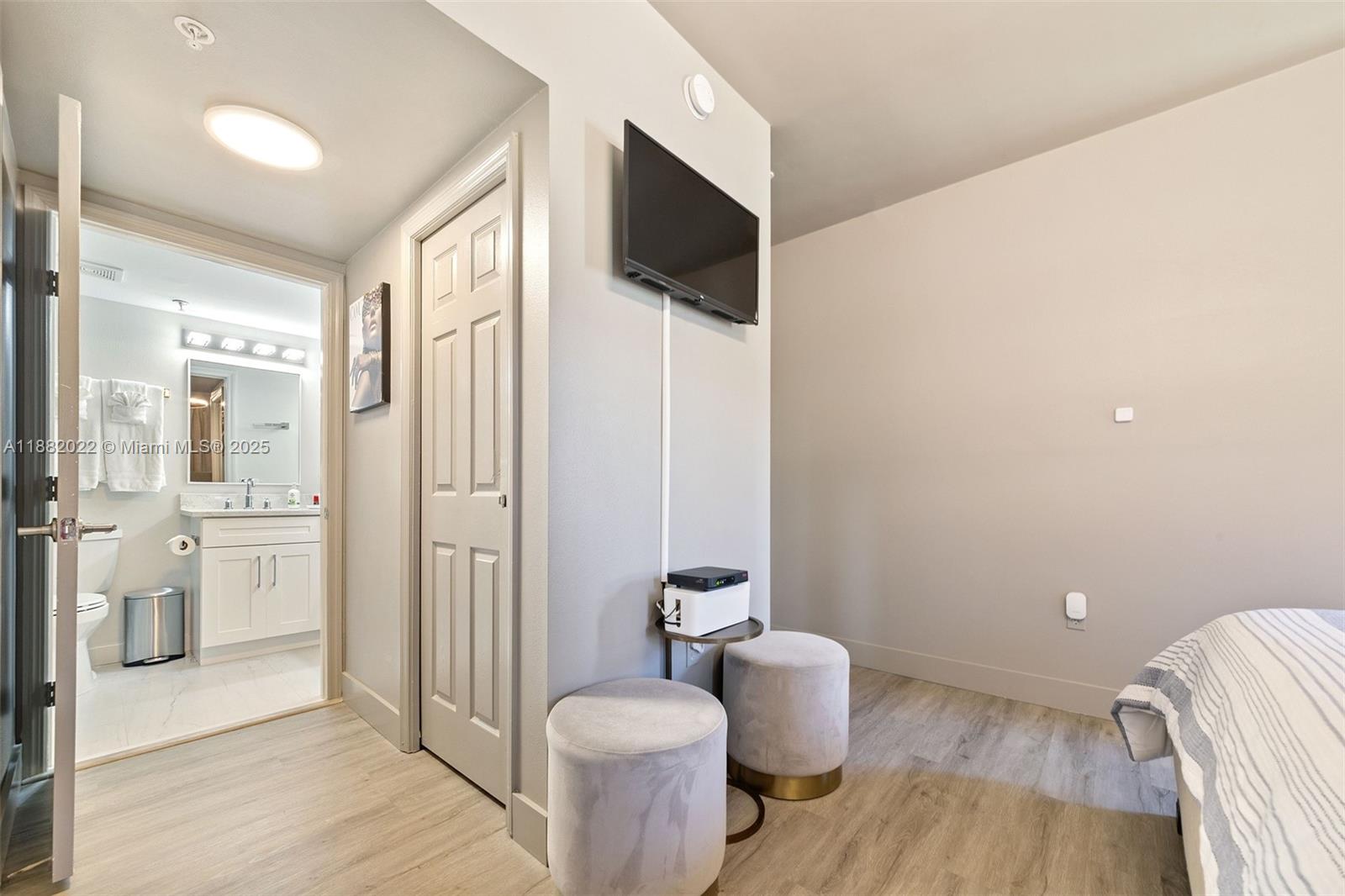 Photo of 2067 Ocean Dr  (2067), Hallandale Beach, Florida, 33009 -