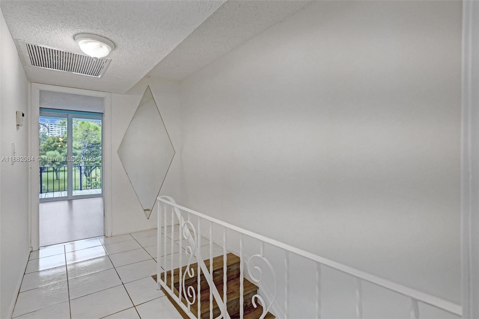 Photo of 2220 11th St  (2220), Hallandale Beach, Florida, 33009 - 