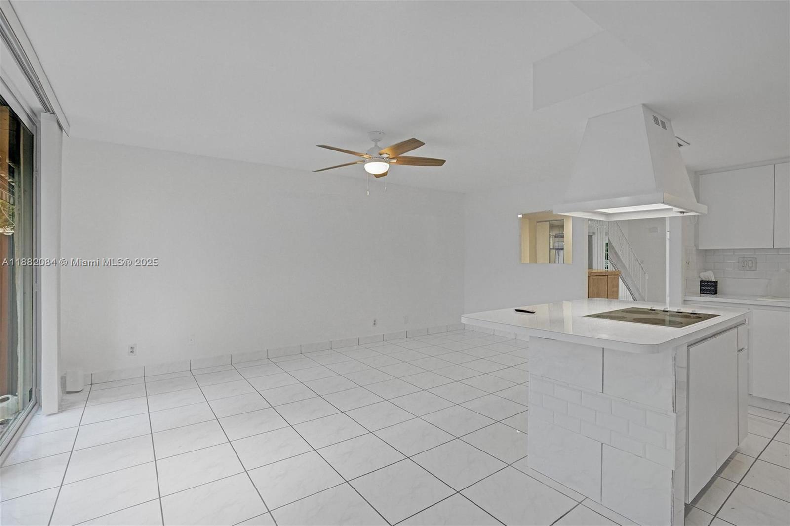 Photo of 2220 11th St  (2220), Hallandale Beach, Florida, 33009 - 
