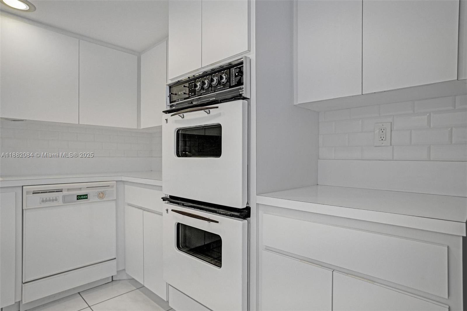 Photo of 2220 11th St  (2220), Hallandale Beach, Florida, 33009 - 