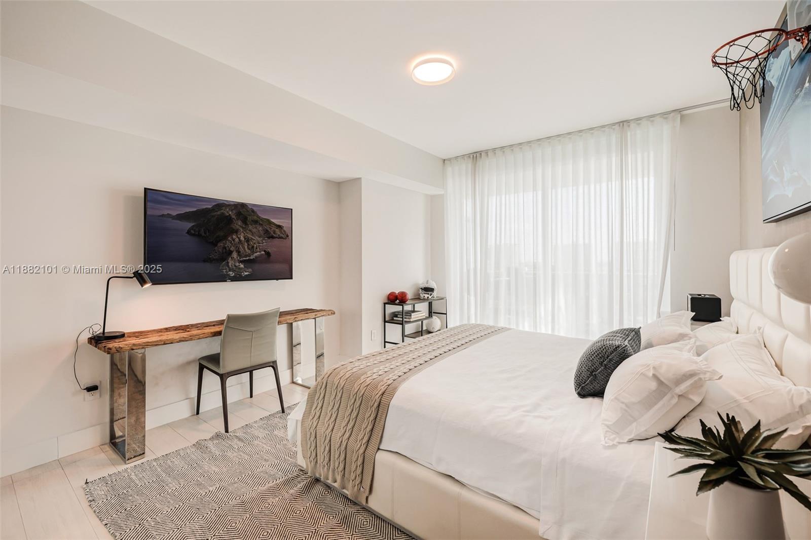 Photo of 400 Sunny Isles Blvd  #920, Sunny Isles Beach, Florida, 33160 - 