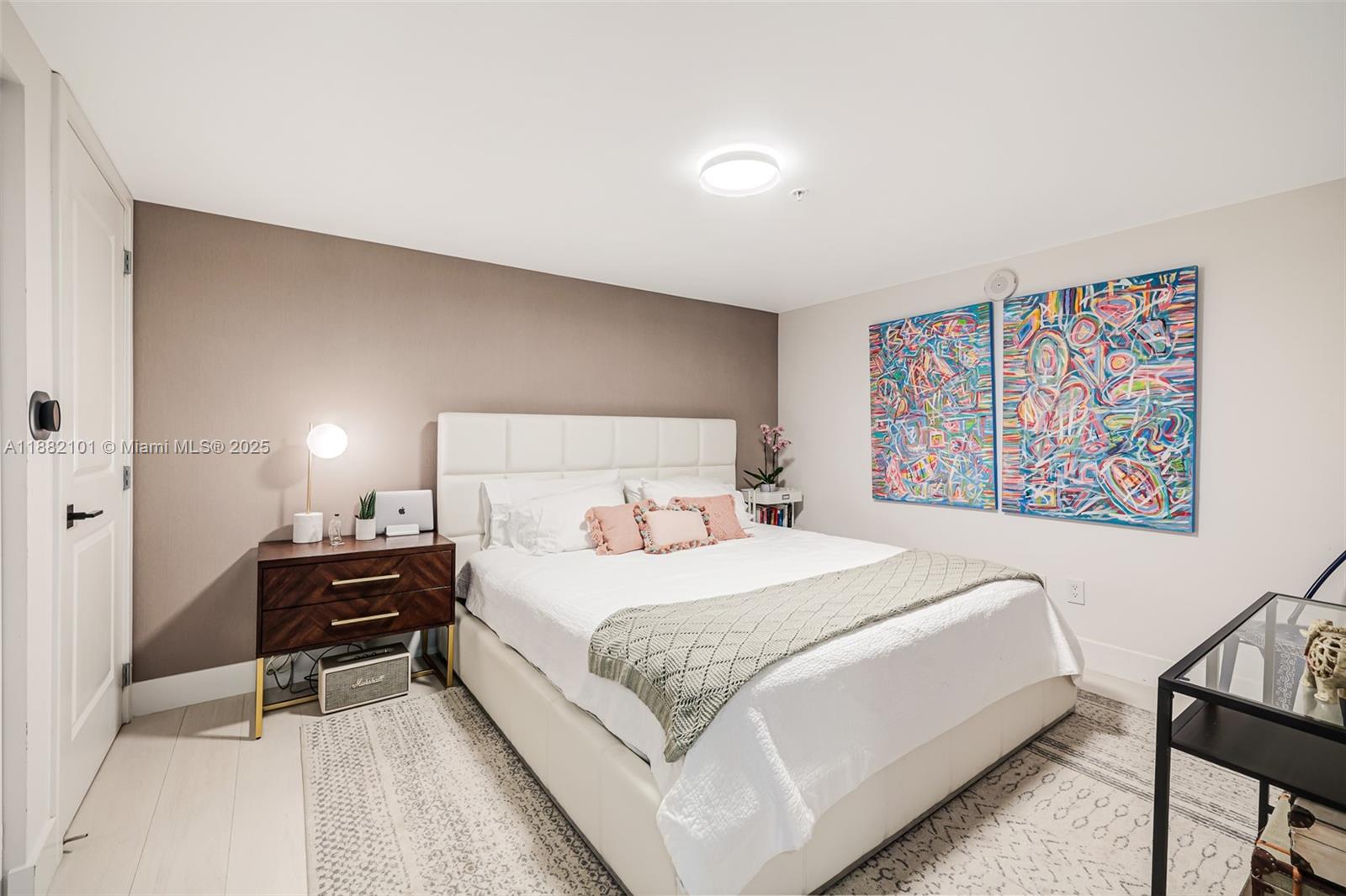 Photo of 400 Sunny Isles Blvd  #920, Sunny Isles Beach, Florida, 33160 - 