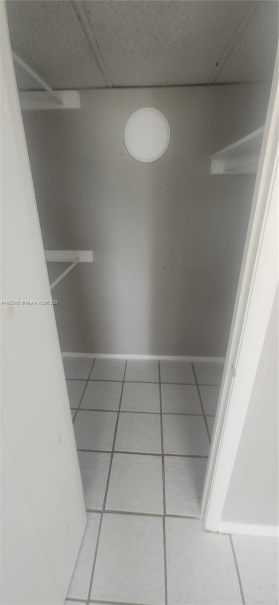 2N 1 / 2 870 sq. ft. $ 2025-09-20 0 Photo