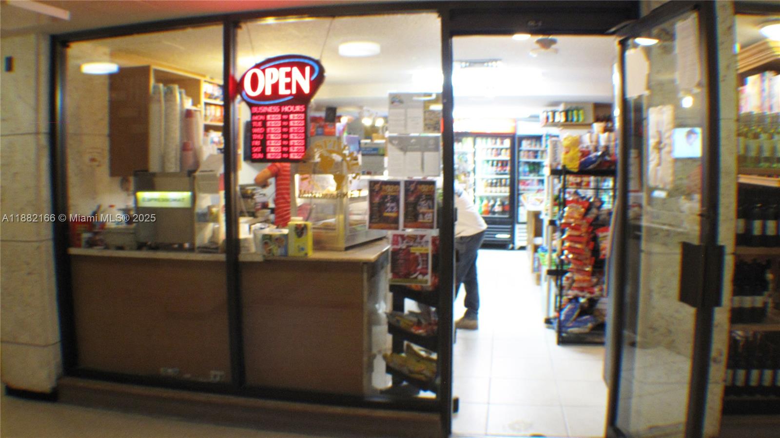 2N 1 / 2 870 sq. ft. $ 2025-09-20 0 Photo