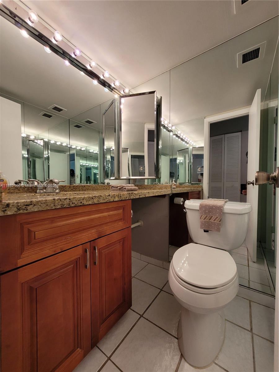 2N 1 / 2 870 sq. ft. $ 2025-09-20 0 Photo