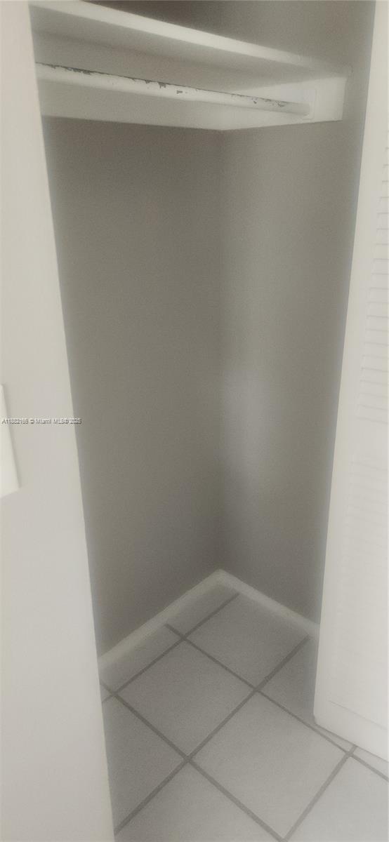 2N 1 / 2 870 sq. ft. $ 2025-09-20 0 Photo