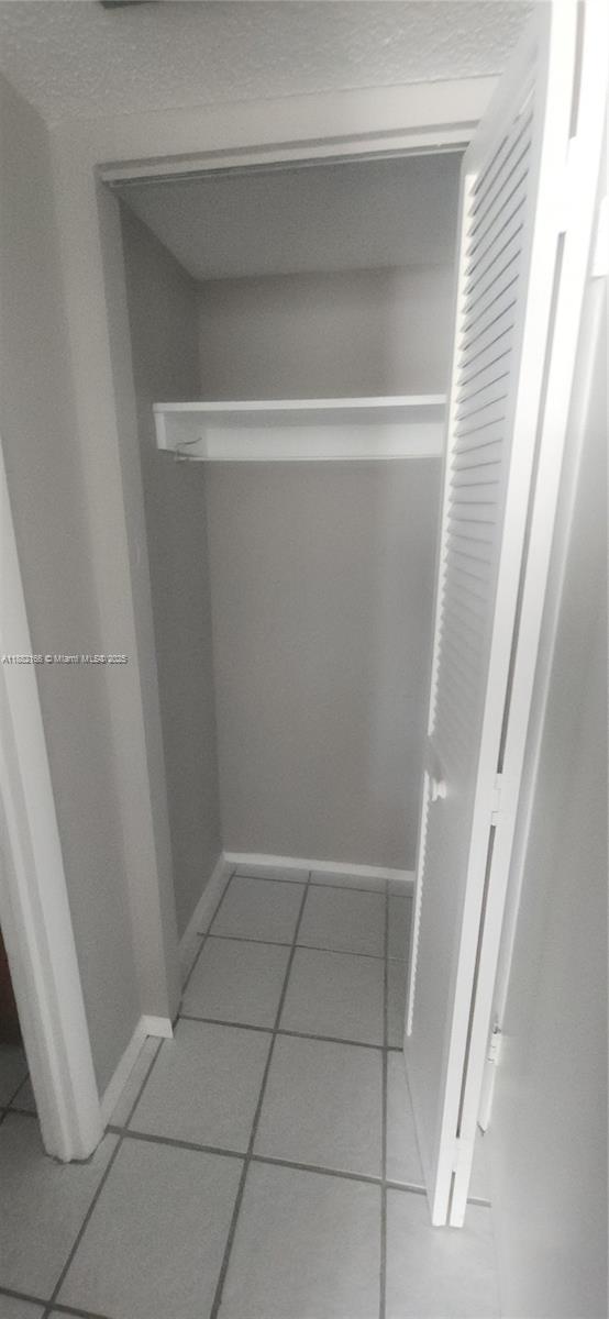 2N 1 / 2 870 sq. ft. $ 2025-09-20 0 Photo