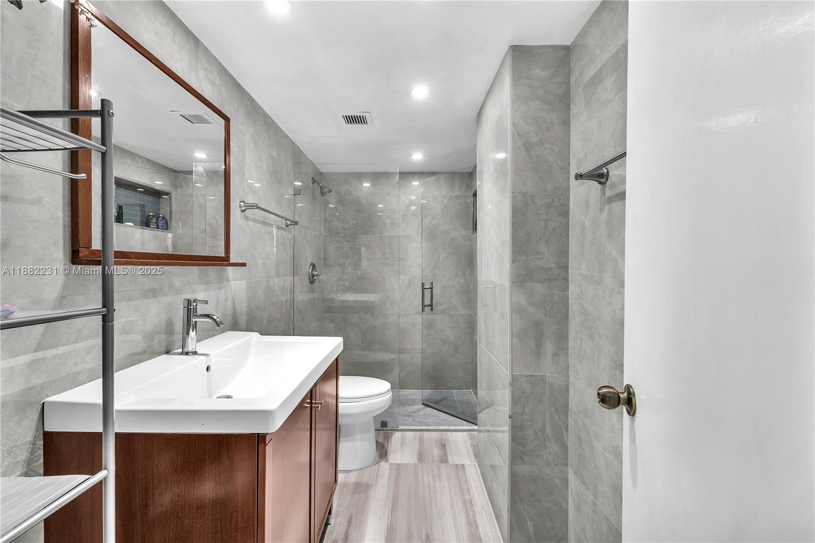 Photo of 3161 Ocean Dr  #802, Hallandale Beach, Florida, 33009 - 