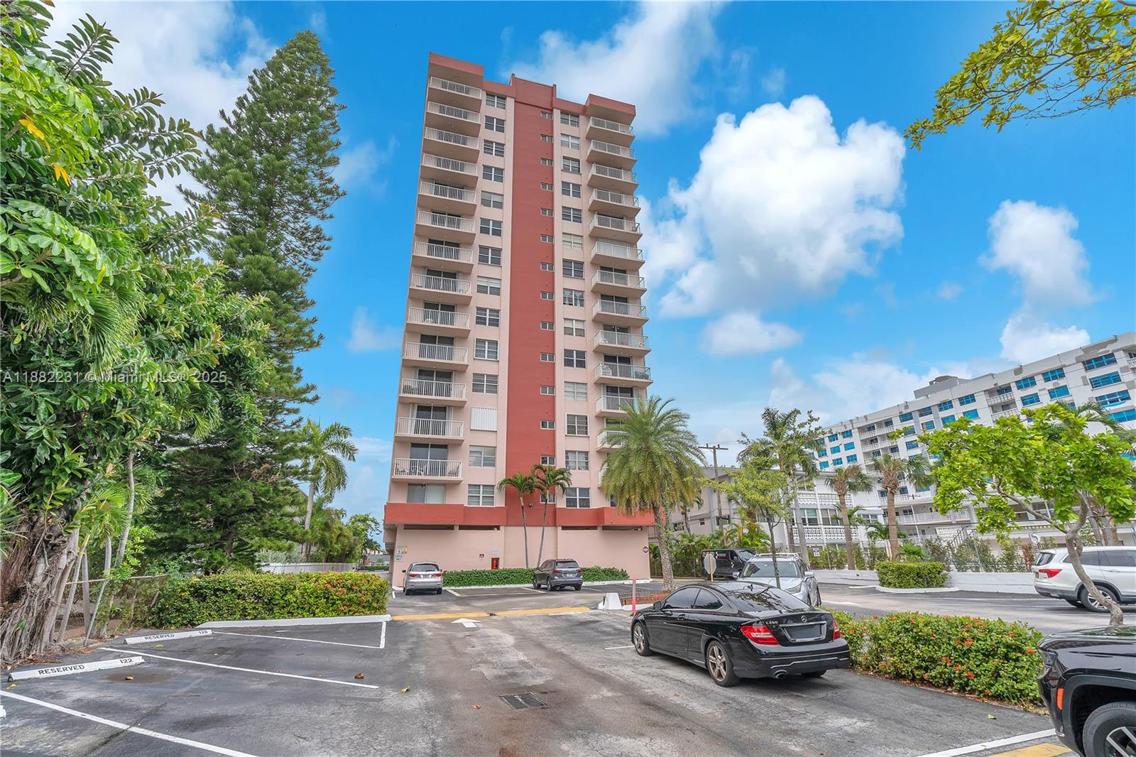 Photo of 3161 Ocean Dr #802, Hallandale Beach, Florida, 33009 -