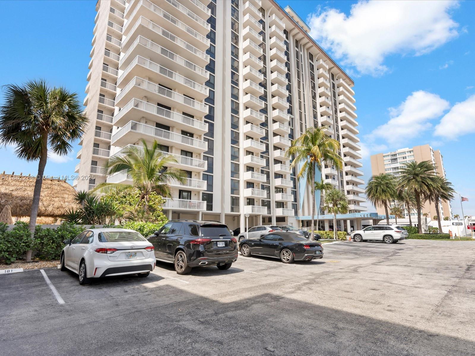 Photo of 1500 Ocean Dr  #3G, Hollywood, Florida, 33019 - 