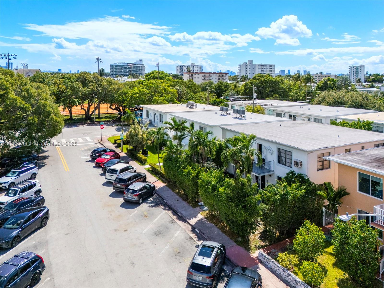   /  3707 sq. ft. $ 2025-09-20 0 Photo