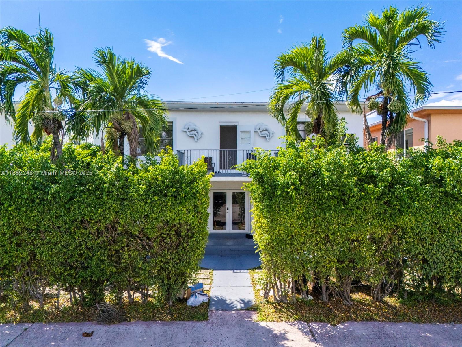   /  3707 sq. ft. $ 2025-09-20 0 Photo