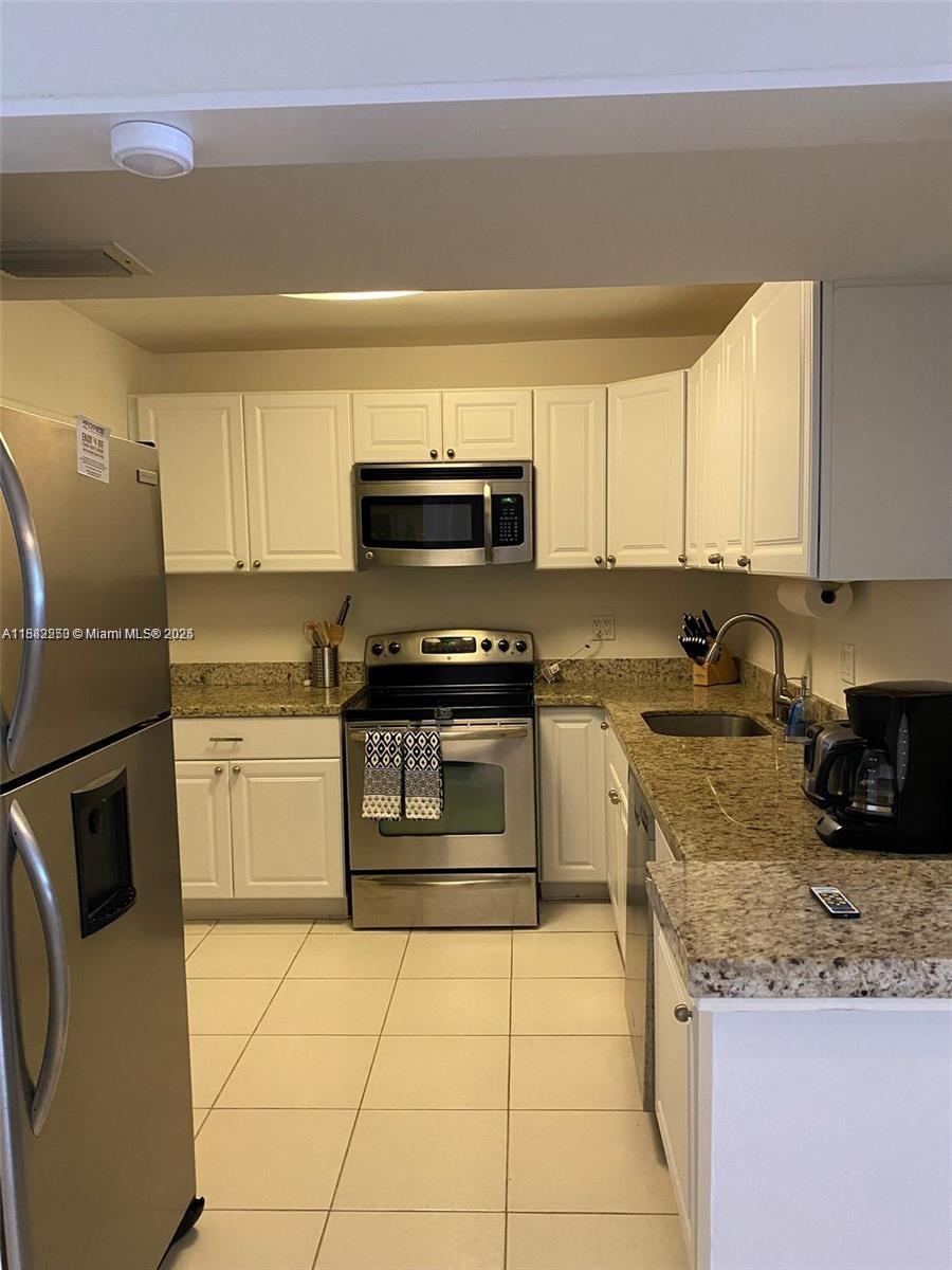 Photo of 3725 Ocean Dr #419, Hollywood, Florida, 33019 -