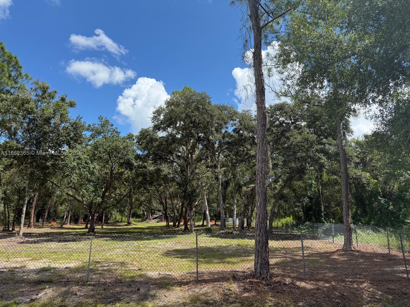 See details / sq. ft. $ 2025-09-21 0 Photo