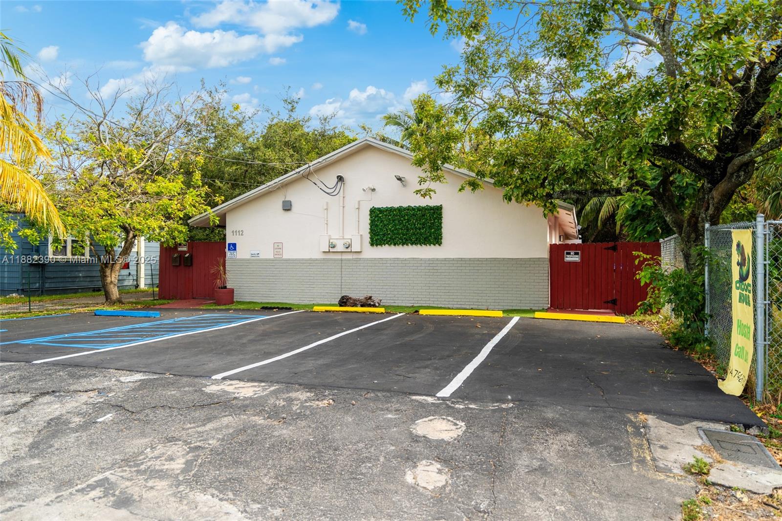   /  2550 sq. ft. $ 2025-09-22 0 Photo