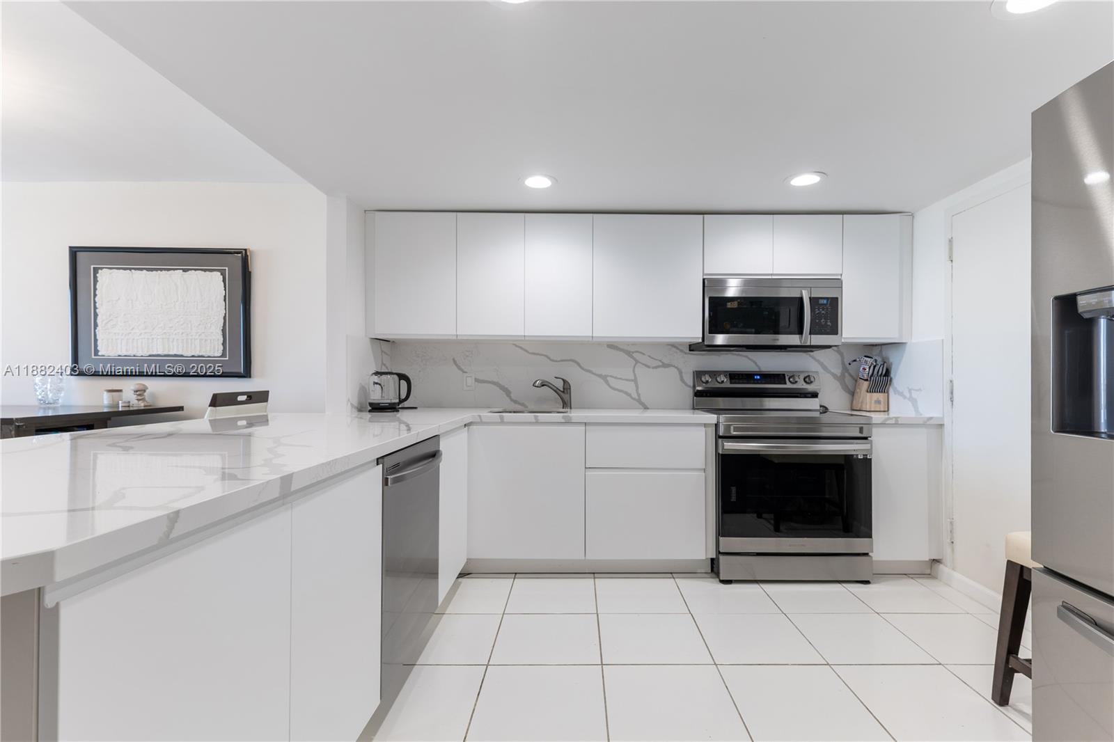 Photo of 427 Golden Isles Dr  #16F, Hallandale Beach, Florida, 33009 - 