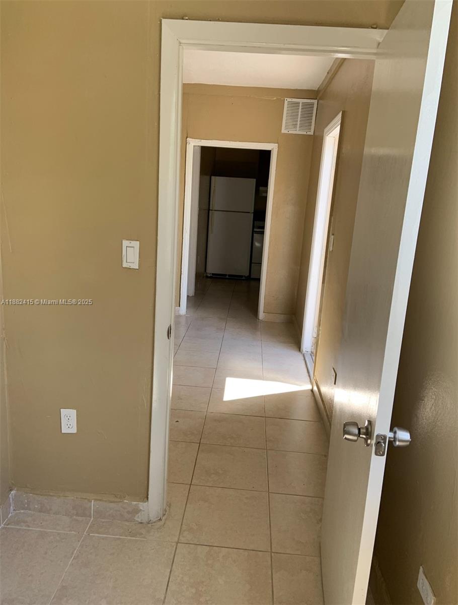Ver detalles / 1663 sq. ft. $ 2025-09-21 0 foto