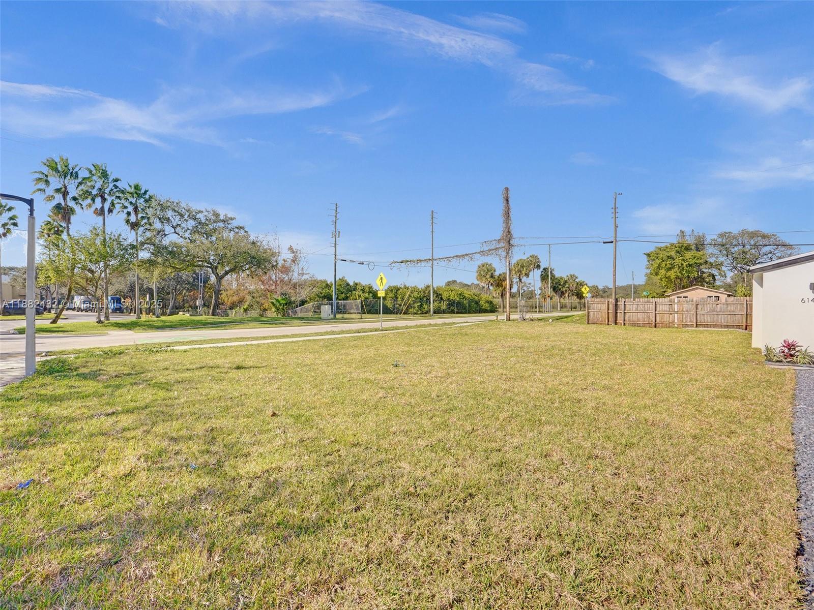 See details 6143 4 / 3 1415 sq. ft. $ 2025-09-21 0 Photo