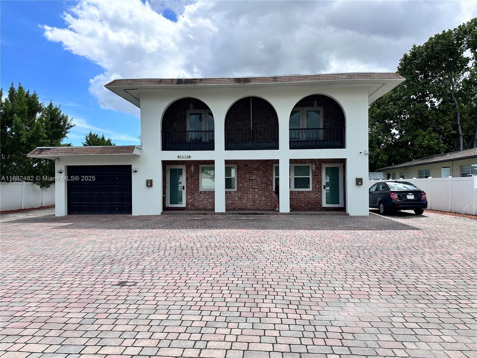See details / 3397 sq. ft. $ 2025-09-22 0 Photo