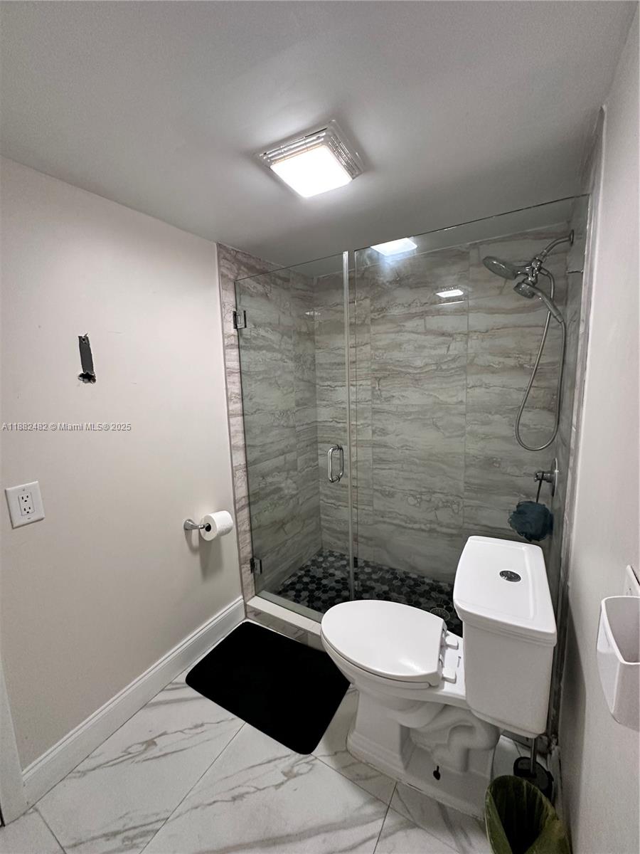 See details / 3397 sq. ft. $ 2025-09-22 0 Photo