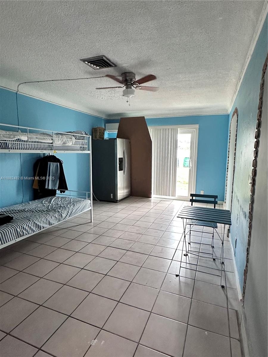 See details / 3397 sq. ft. $ 2025-09-22 0 Photo