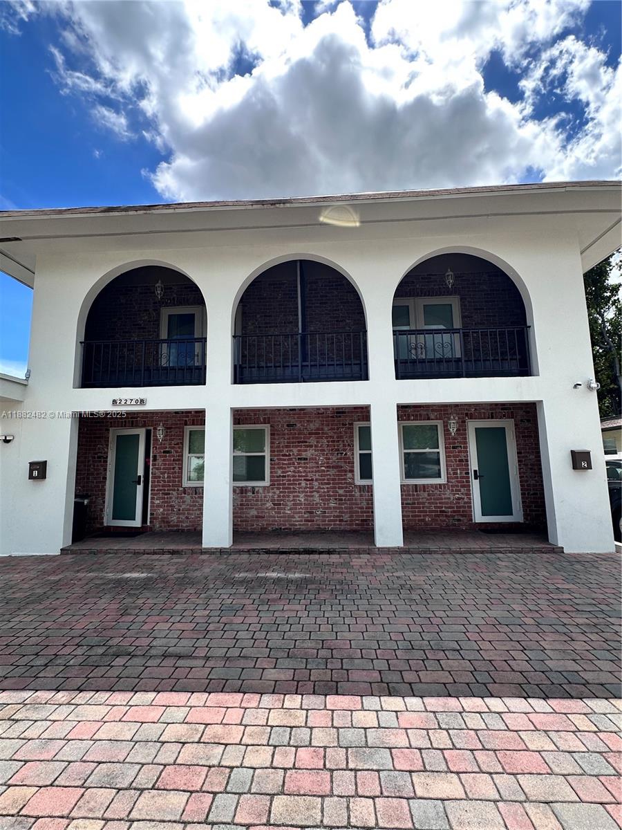 See details / 3397 sq. ft. $ 2025-09-22 0 Photo