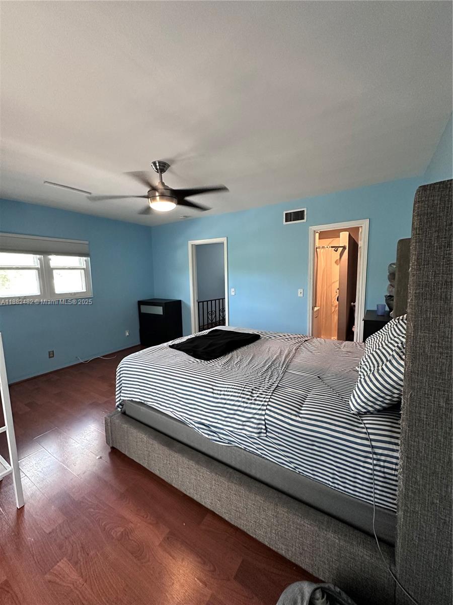 See details / 3397 sq. ft. $ 2025-09-22 0 Photo