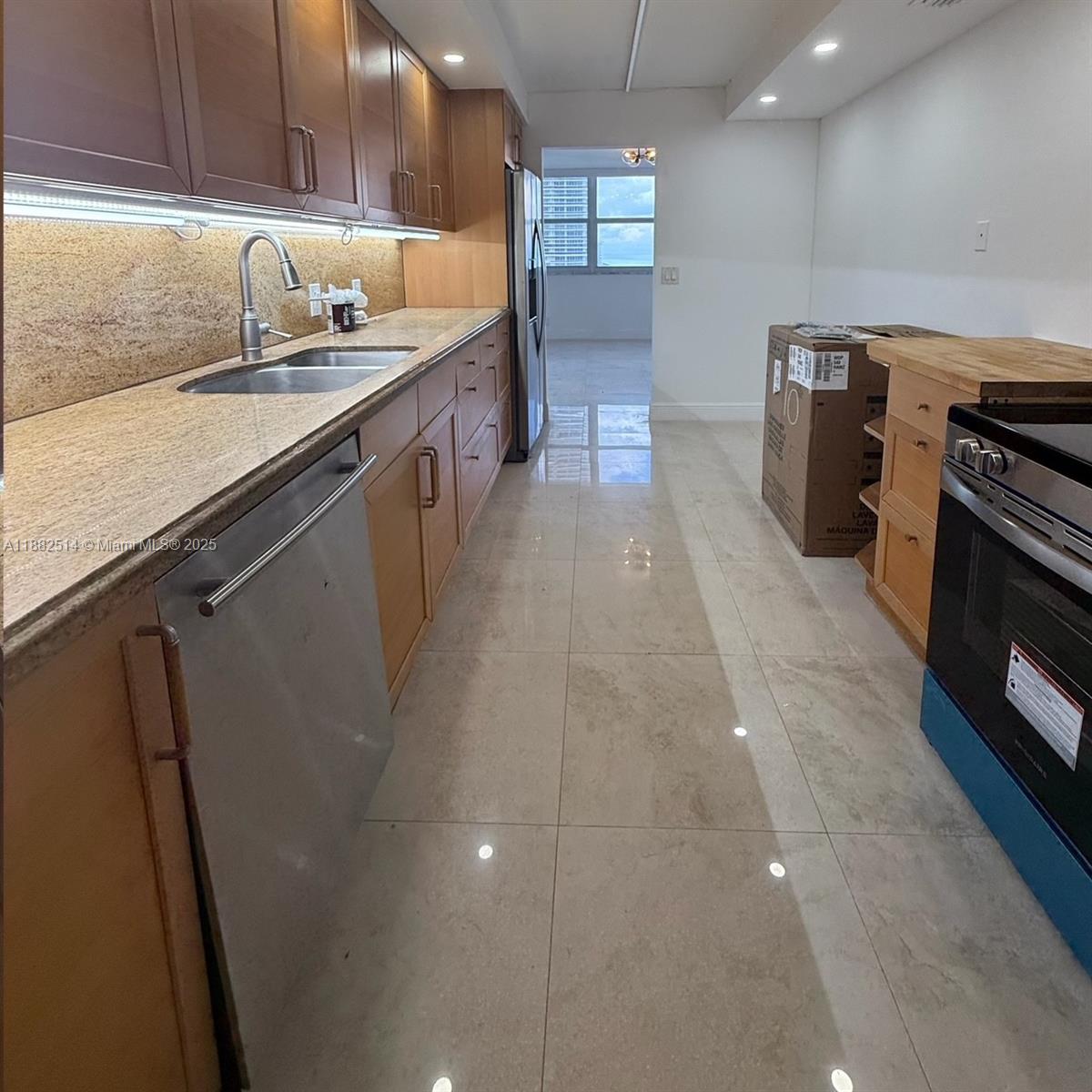Photo of 1890 Ocean Dr  #1402, Hallandale Beach, Florida, 33009 - 