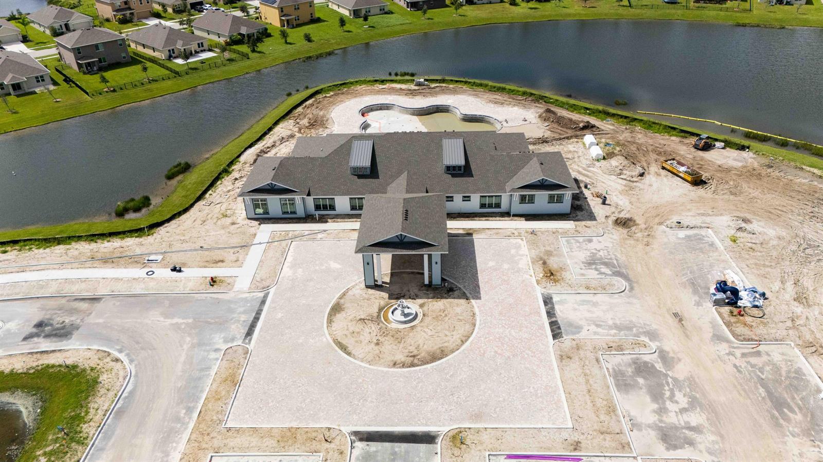 See details 8620 3 / 2 1672 sq. ft. $ 2026-09-03 0 Photo