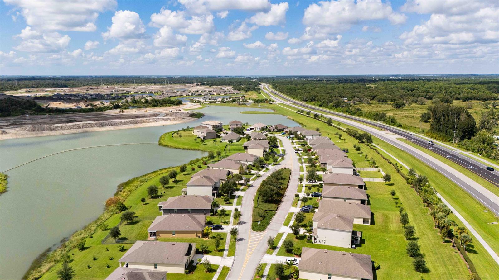 See details 8620 3 / 2 1672 sq. ft. $ 2026-09-03 0 Photo