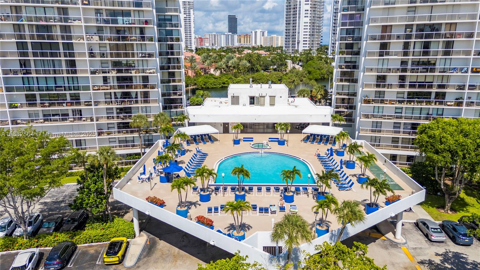 Photo of 3701 Country Club Dr  #1609, Aventura, Florida, 33180 - 