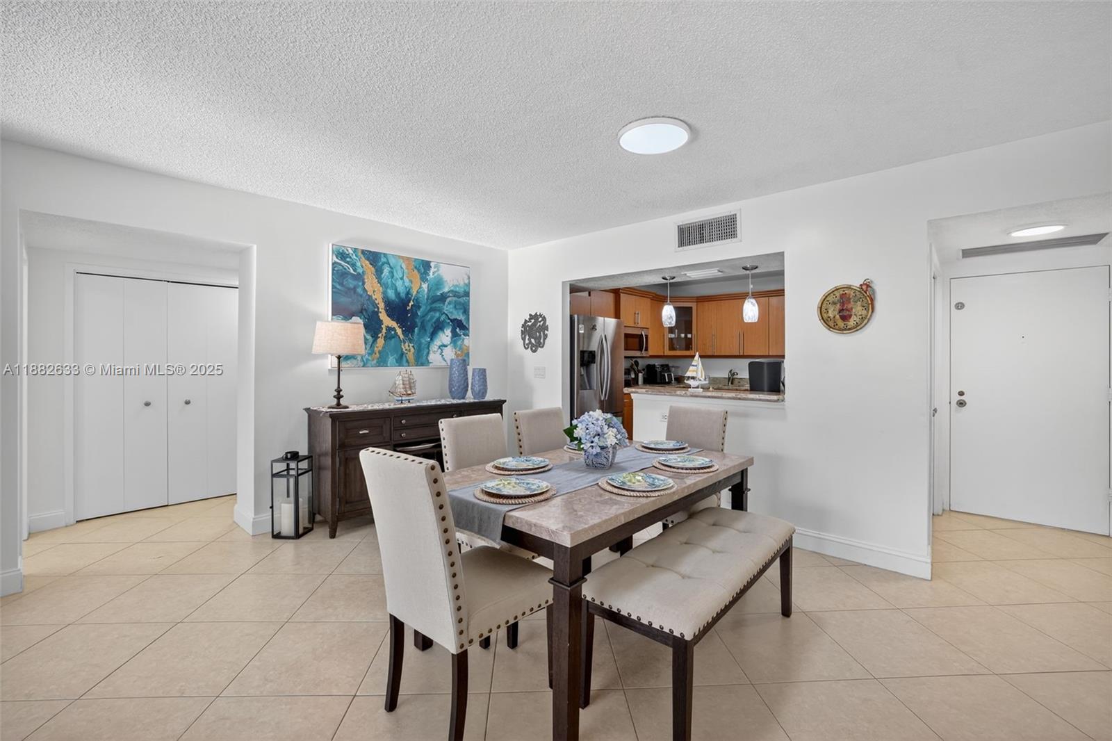 Photo of 3725 Ocean Dr  #1127, Hollywood, Florida, 33019 - 
