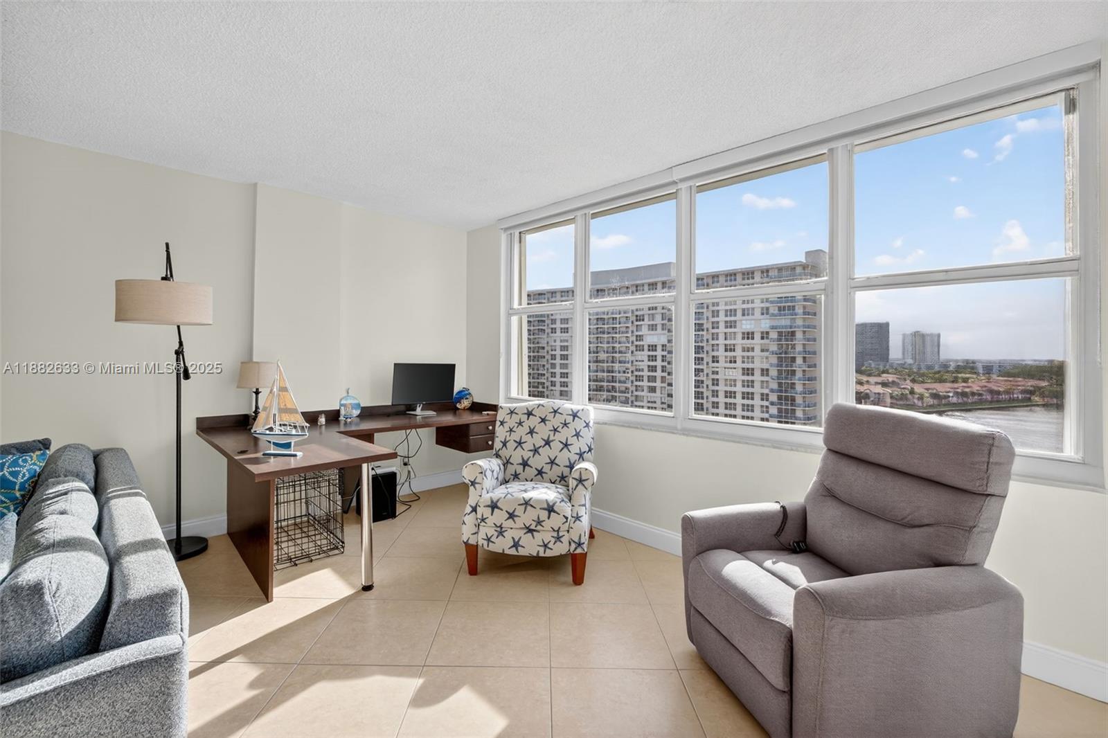 Photo of 3725 Ocean Dr #1127, Hollywood, Florida, 33019 -