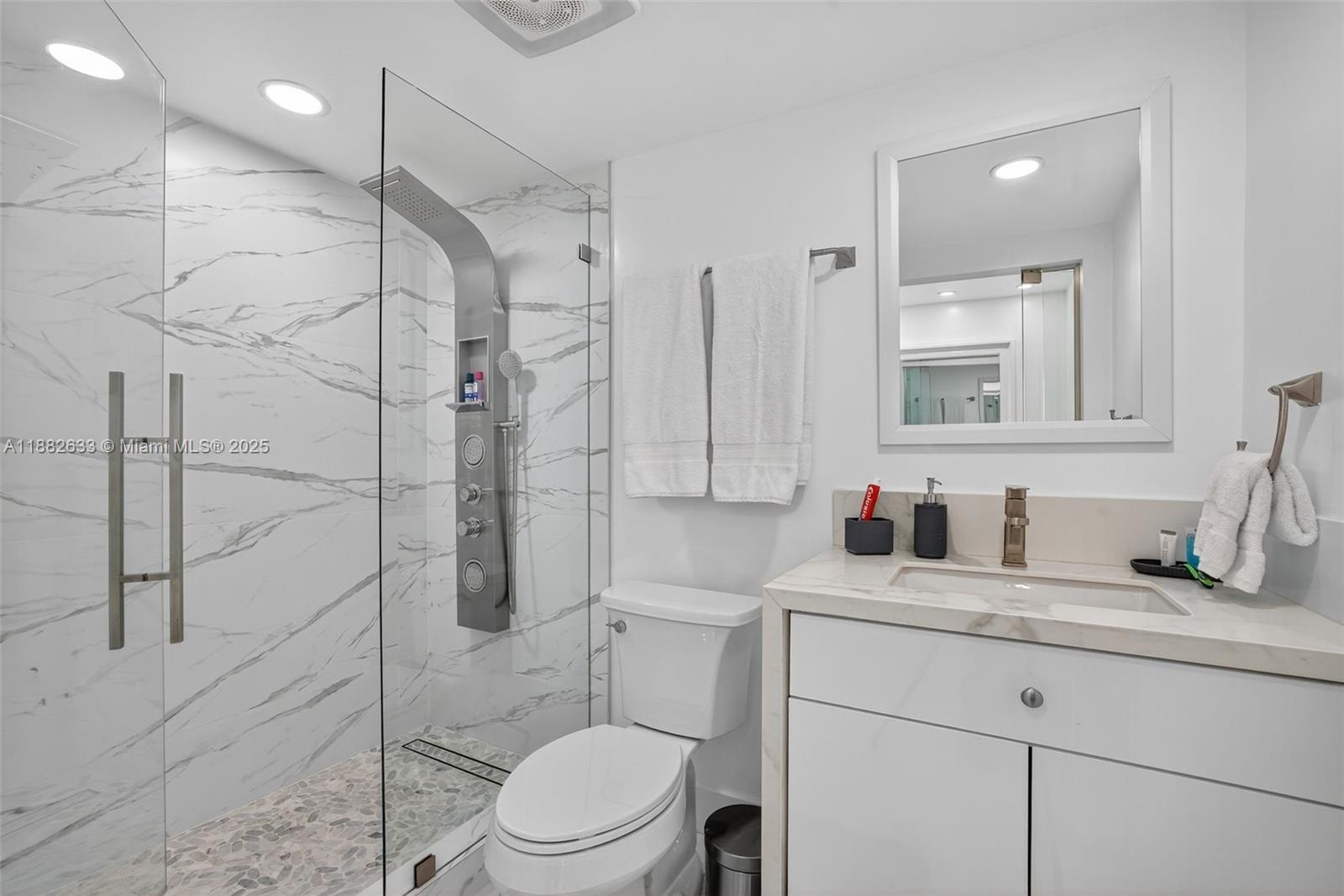 Photo of 3725 Ocean Dr  #1127, Hollywood, Florida, 33019 - 