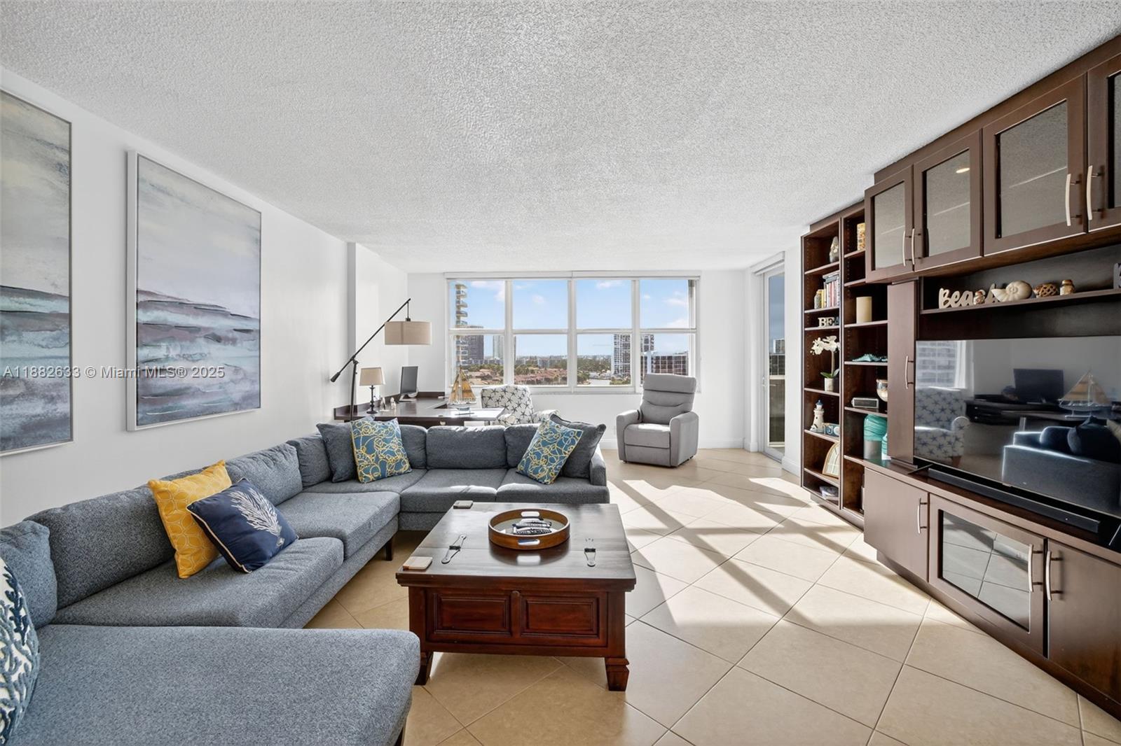 Photo of 3725 Ocean Dr #1127, Hollywood, Florida, 33019 -