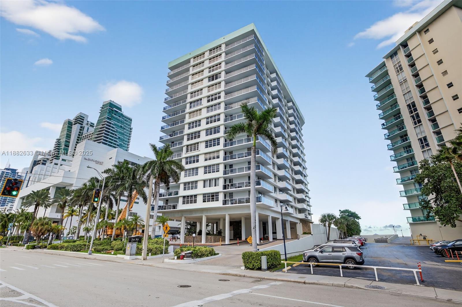 Photo of 3725 Ocean Dr  #1127, Hollywood, Florida, 33019 - 